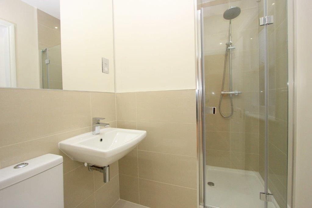 Additional image 8 of 3 bed flat for saleLeyton Road, Harpenden AL5