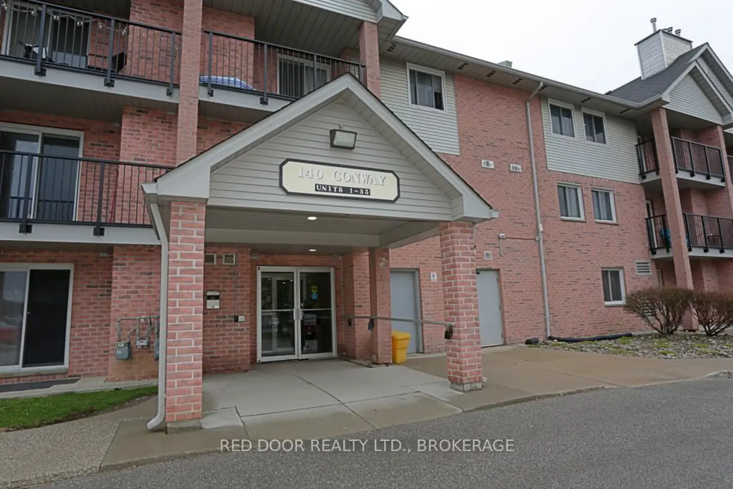 140 Conway Drive 46 photo 2