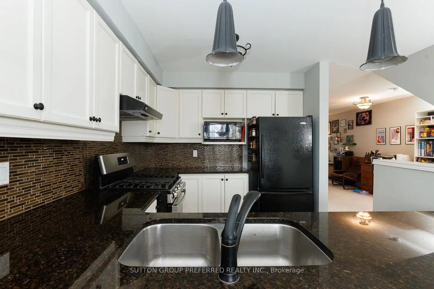 270 North Centre Road 26 photo 5