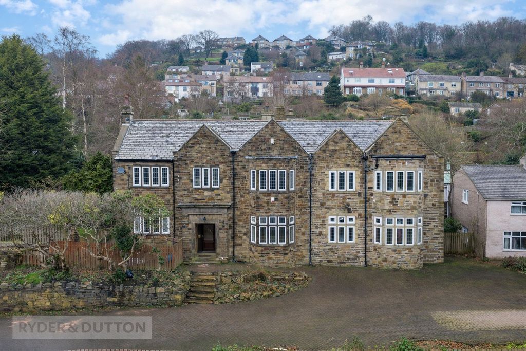 9 bed detached house for saleBurnley Road, Halifax, West Yorkshire HX2
