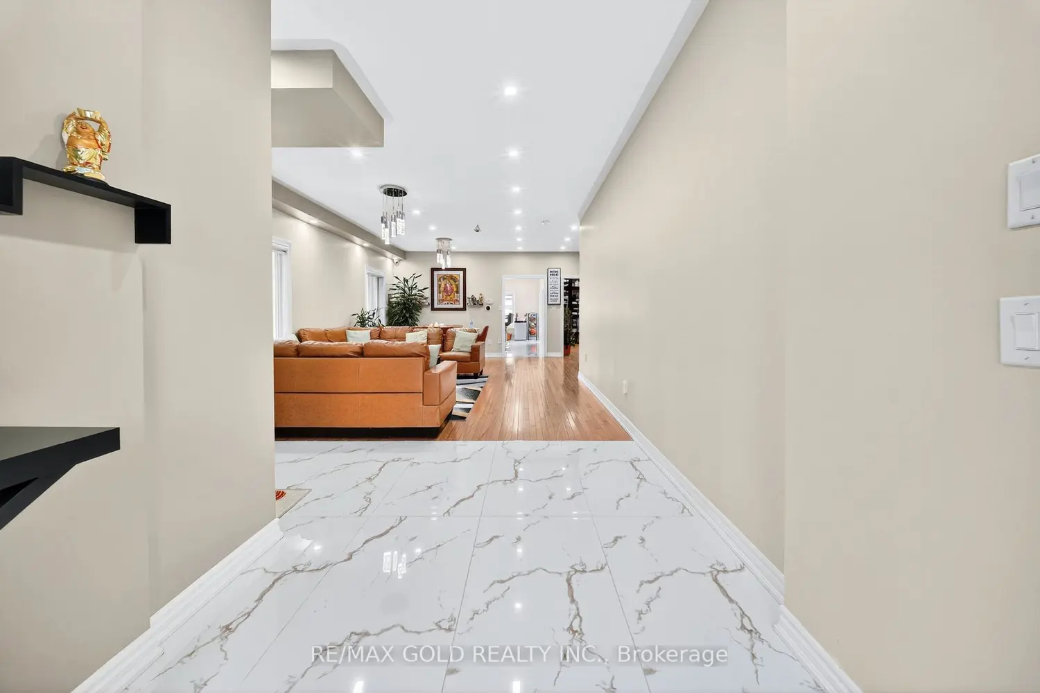 161 Shephard Avenue photo 5