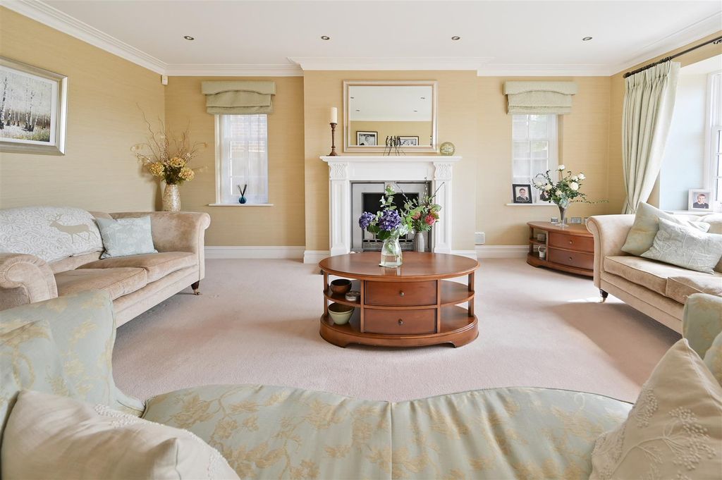 Additional image 3 of 5 bed detached house for saleProspect Lane, Harpenden AL5