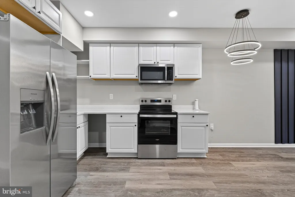 3708 Old Frederick Road, Baltimore, MD 21229 photo 2