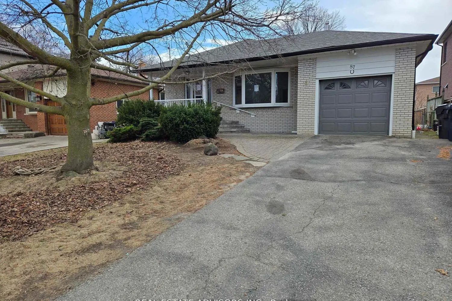 87 Euclid Avenue photo 2