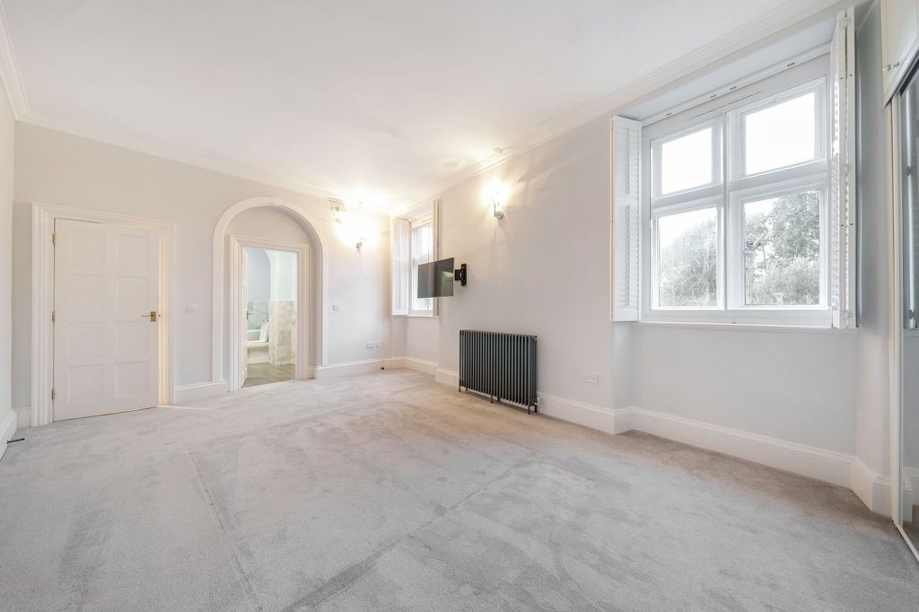Additional image 3 of 2 bed flat for saleGoldings Hall, Waterford, Hertford SG14