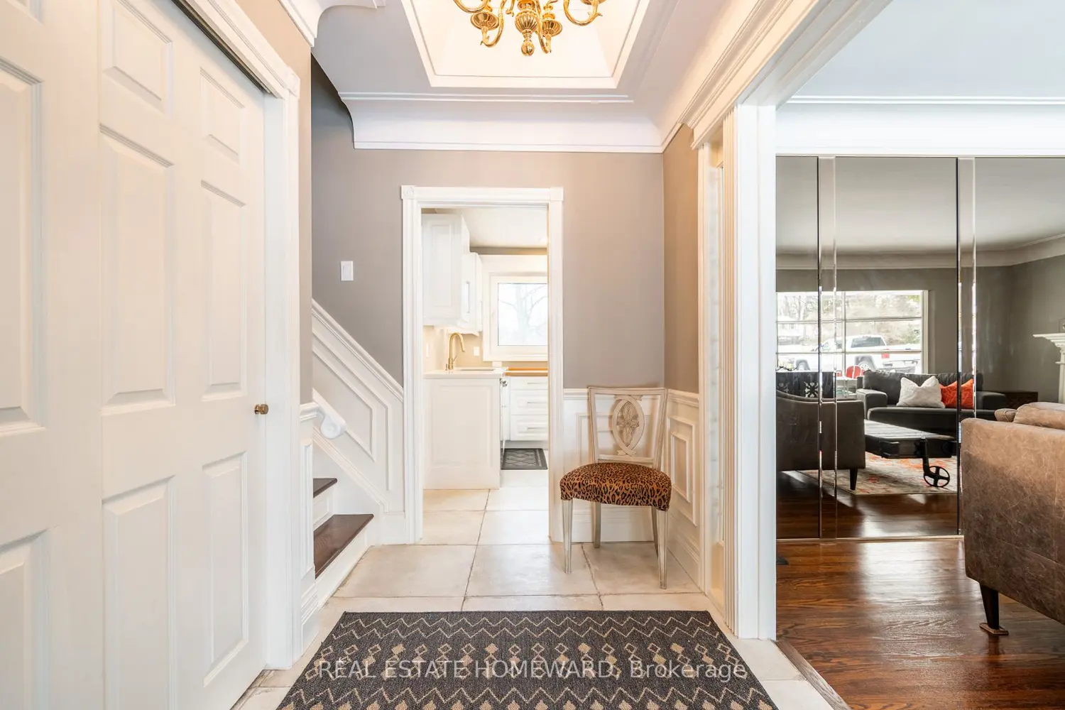 63 Cait Court photo 5