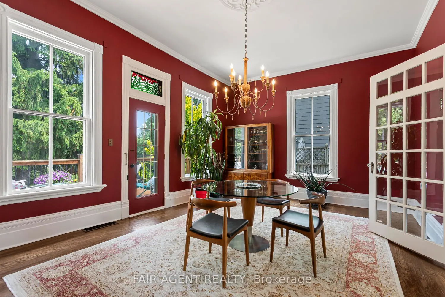 26 Daly Avenue photo 4