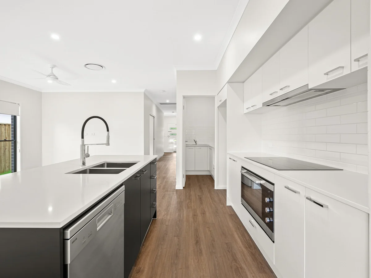 Caboolture QLD 4510 photo 2