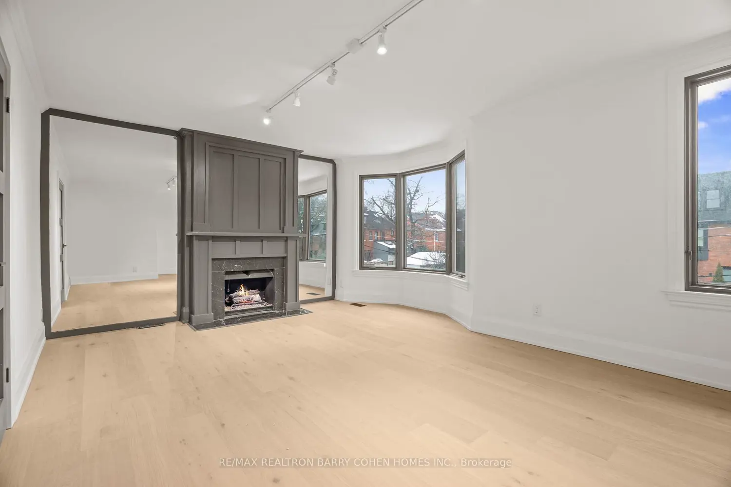 Additional image 9 of 231 Macpherson Avenue