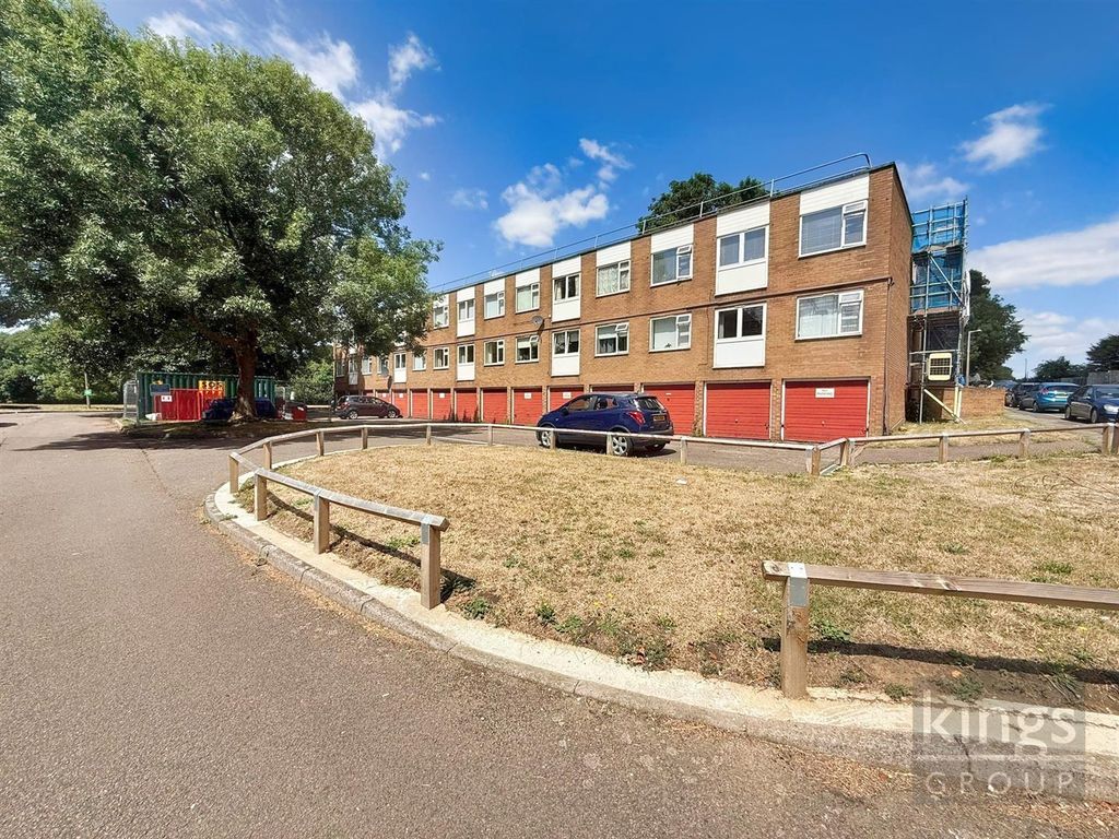 1 bed flat for saleHarberts Road, Harlow CM19