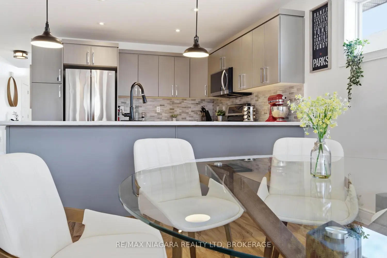 9 Granite Drive photo 5