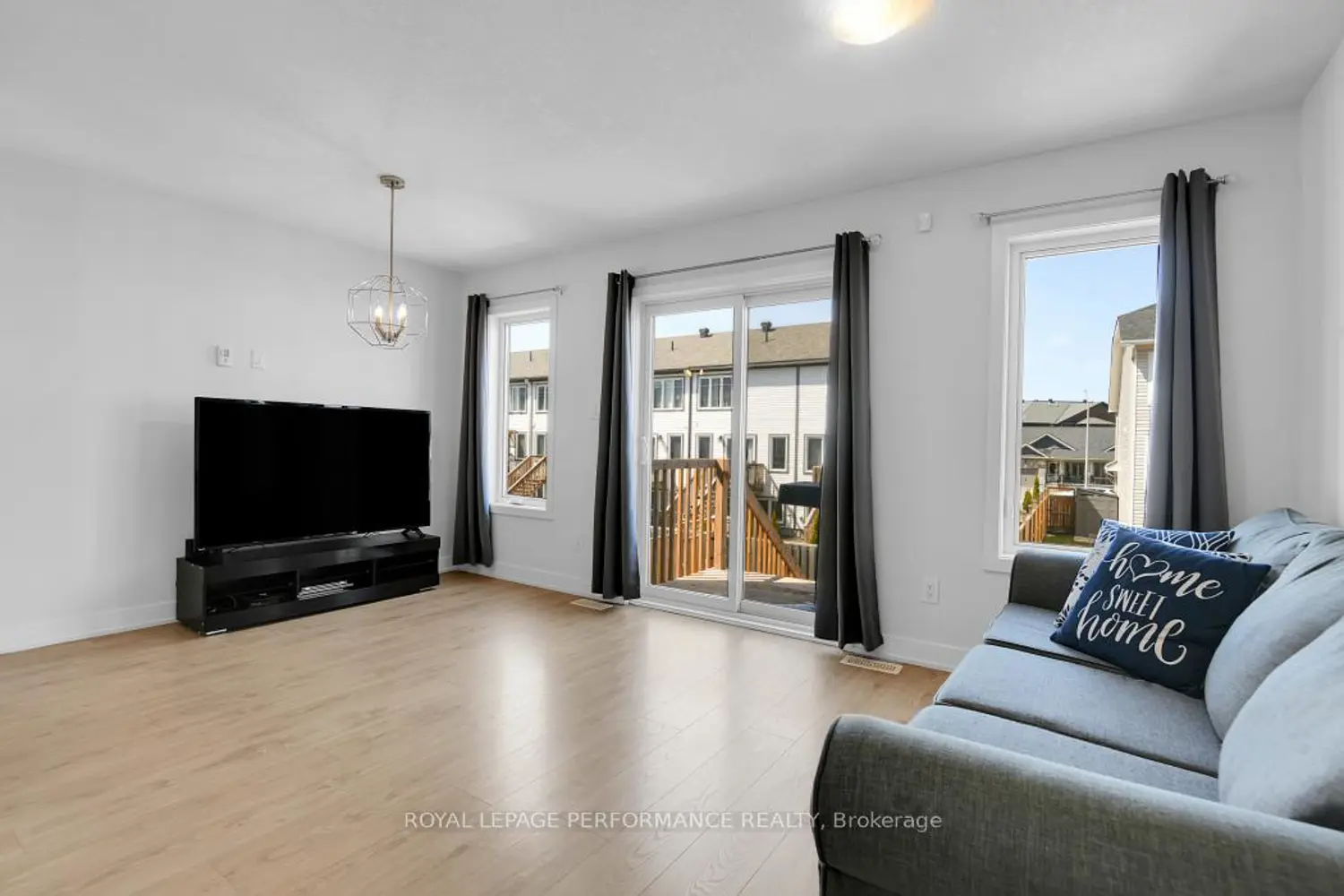 Additional image 6 of 30 Whitcomb Crescent