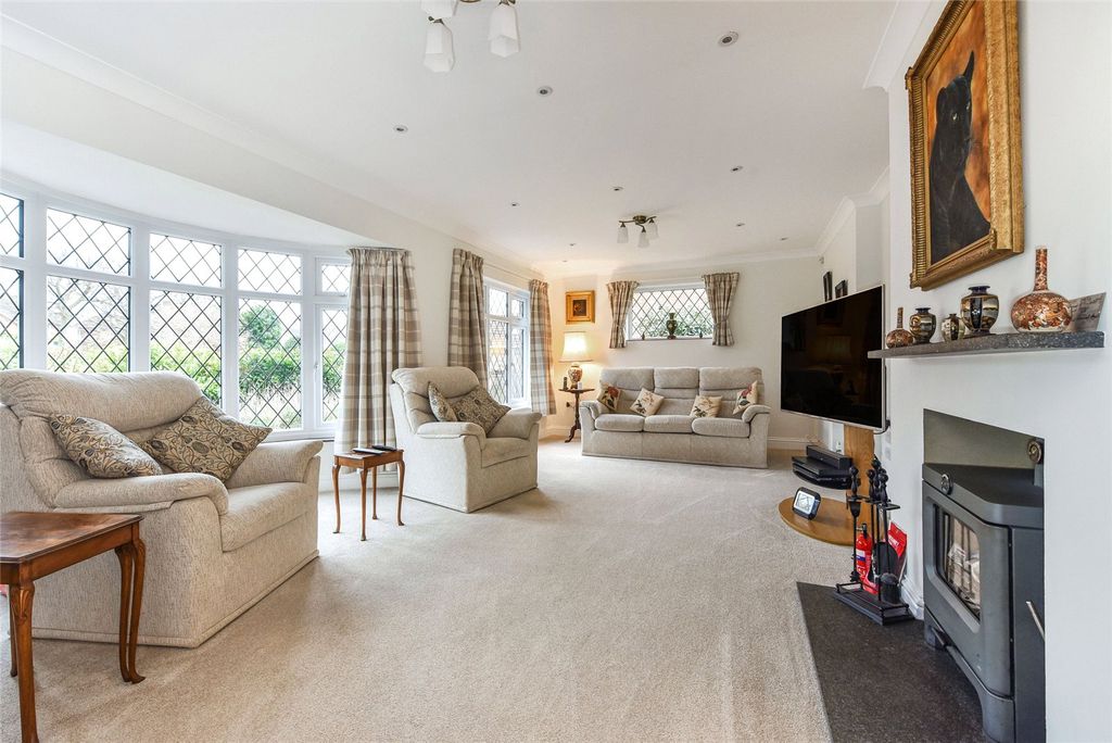 Additional image 4 of 4 bed detached house for saleOrchard Road, Hayling Island, Hampshire PO11
