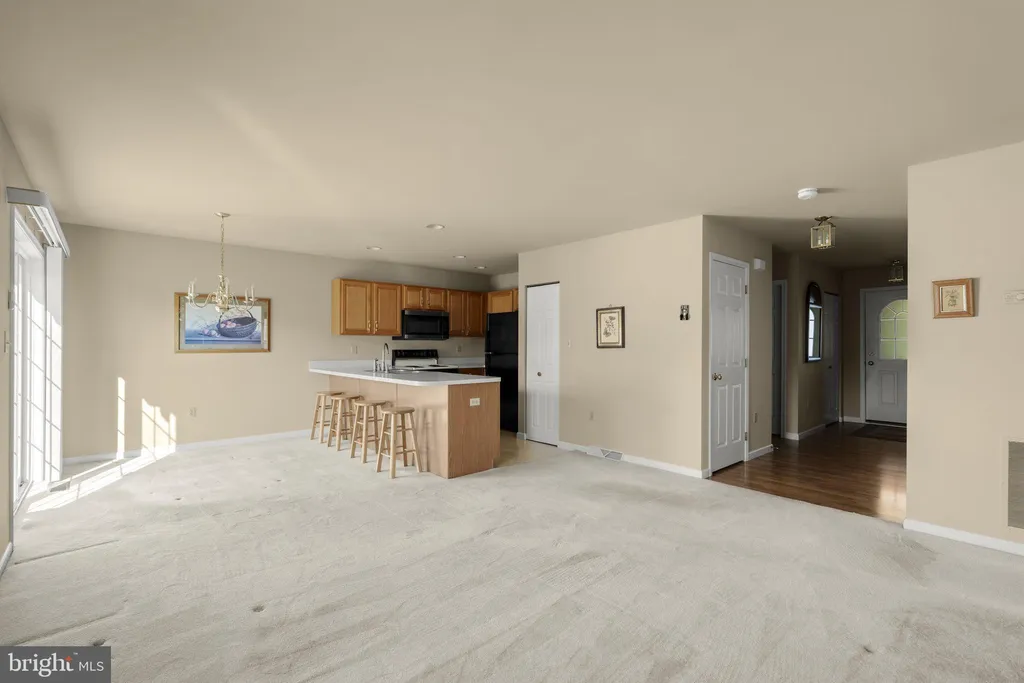 Additional image 6 of 12 Pebble Creek Drive, Lititz, PA 17543