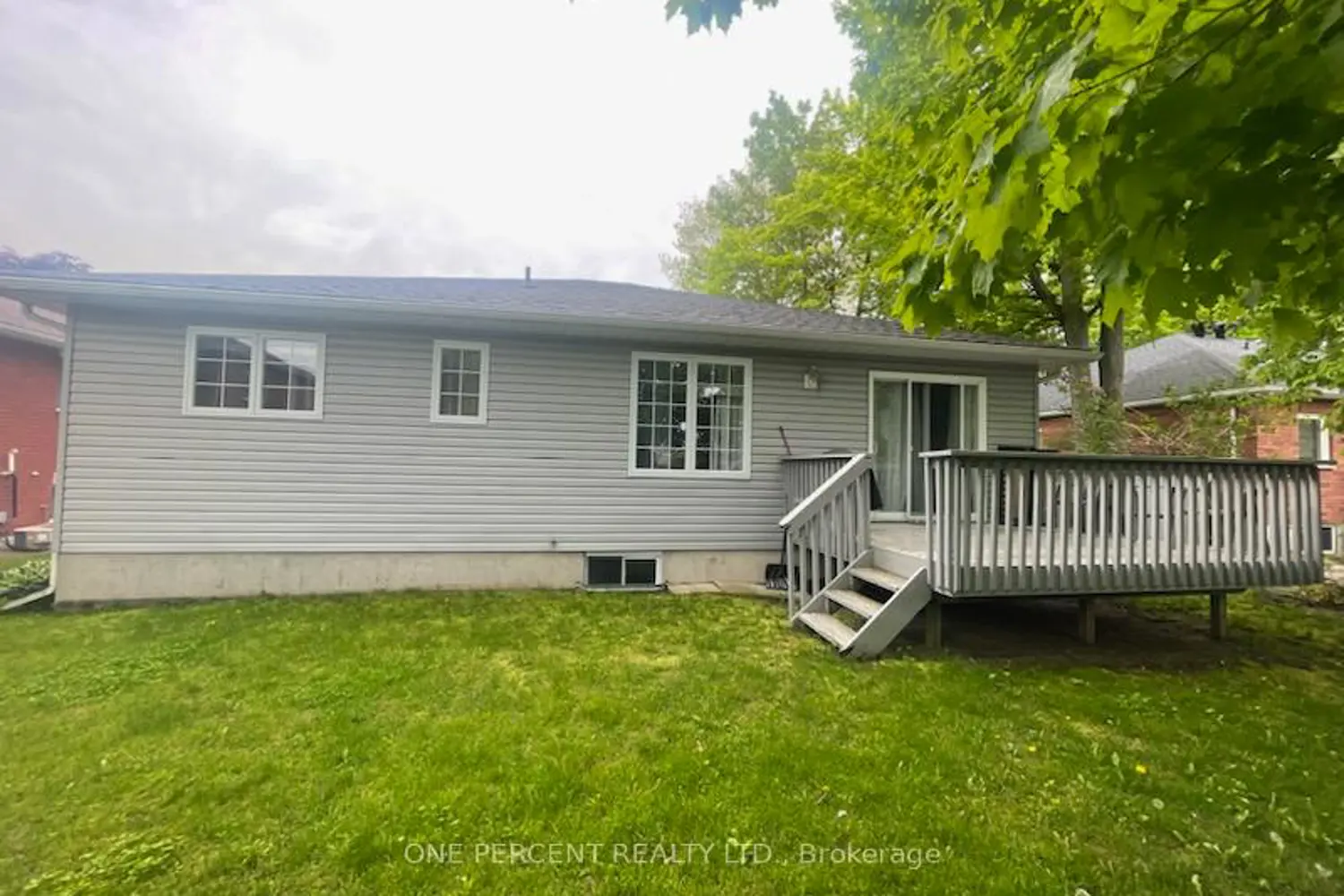 872 Dominion Avenue photo 3