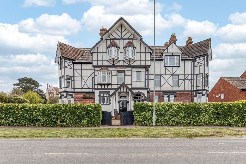 2 bed flat for saleWeybourne Road Industrial Estate, Weybourne Road, Sheringham NR26