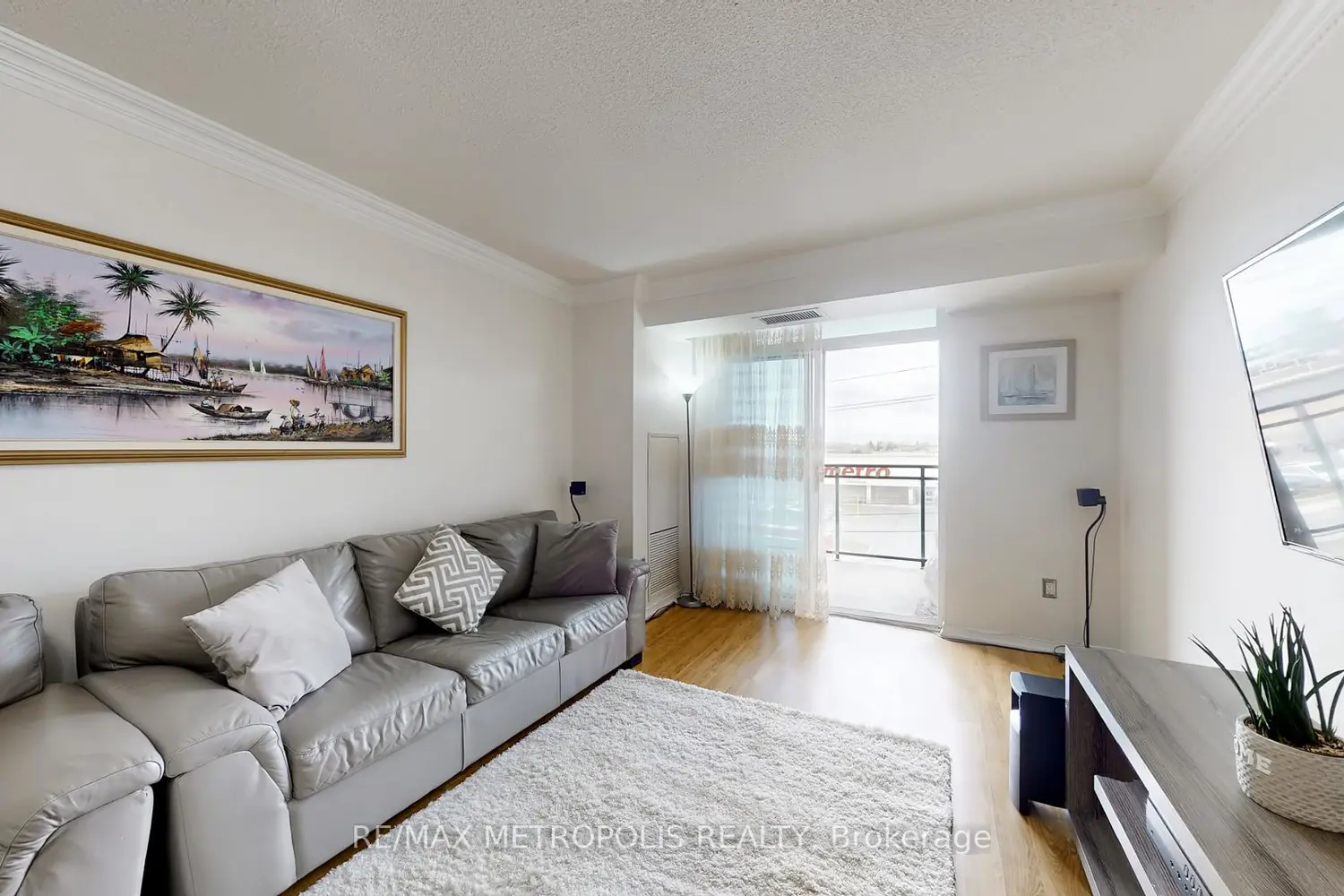 Additional image 4 of 2772 Keele Street 403