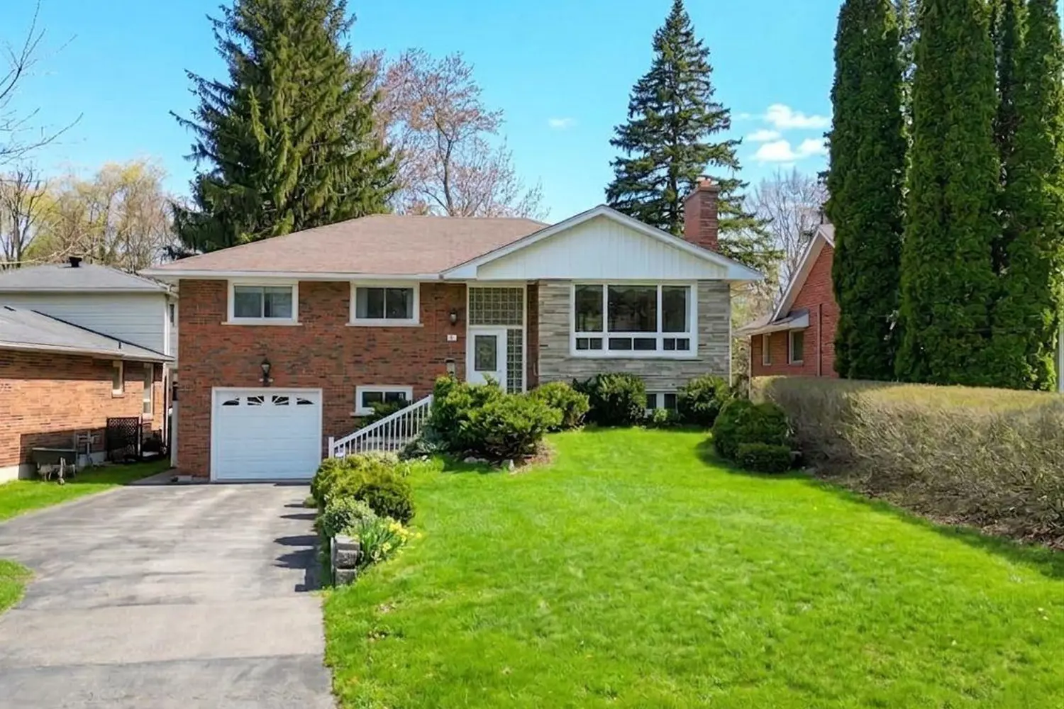 102 Meadowvale Road