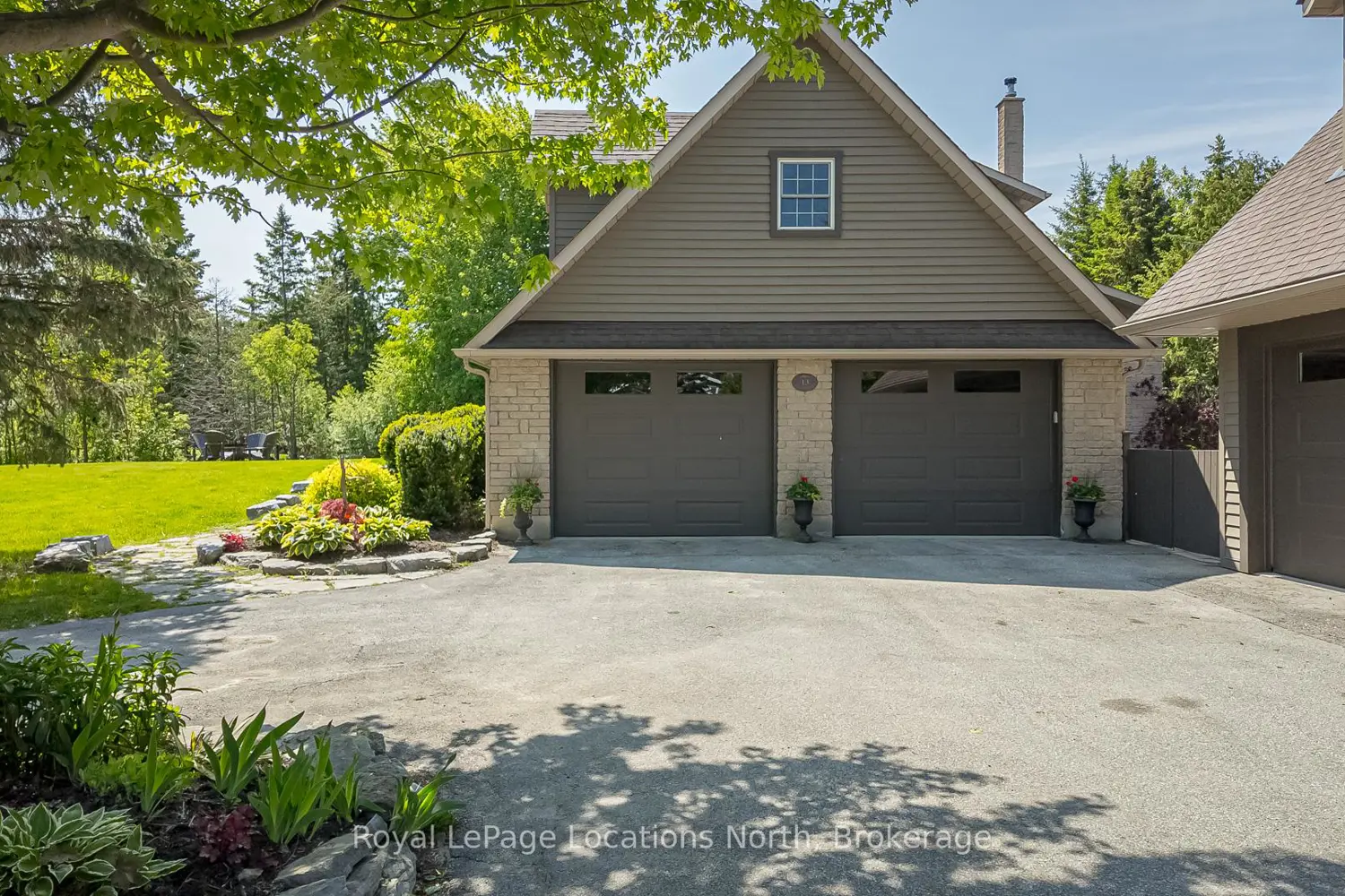 13 Parkland Drive photo 5