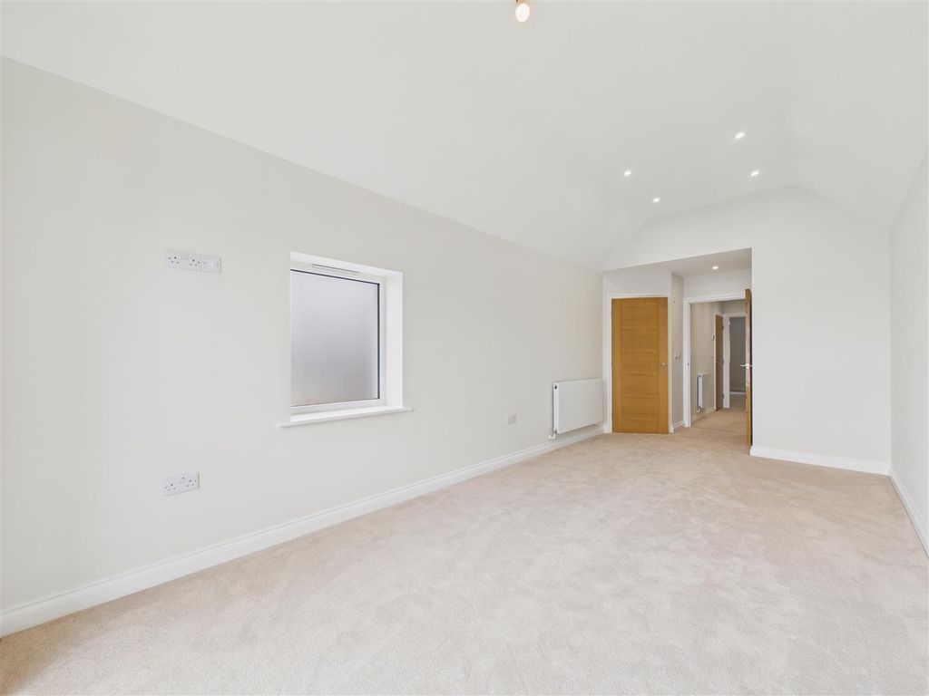 Additional image 31 of 3 bed town house for saleCliff Road, Hessle HU13