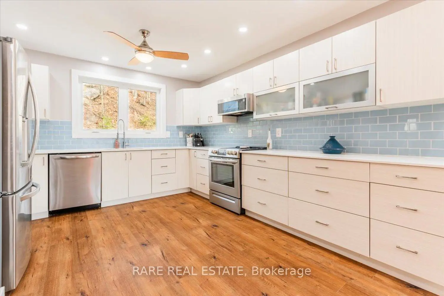 32 Oneida Avenue photo 4