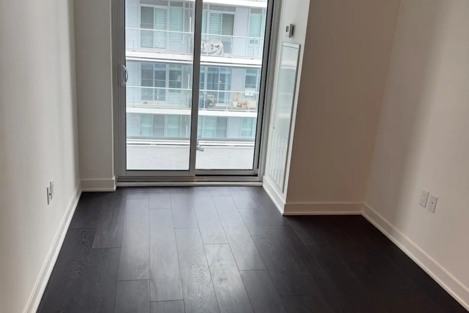 195 Redpath Avenue 3501 photo 4