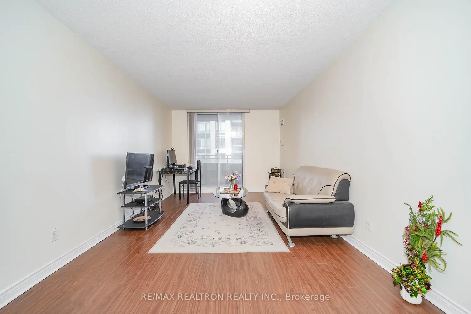 Additional image 12 of 256 Doris Avenue 511