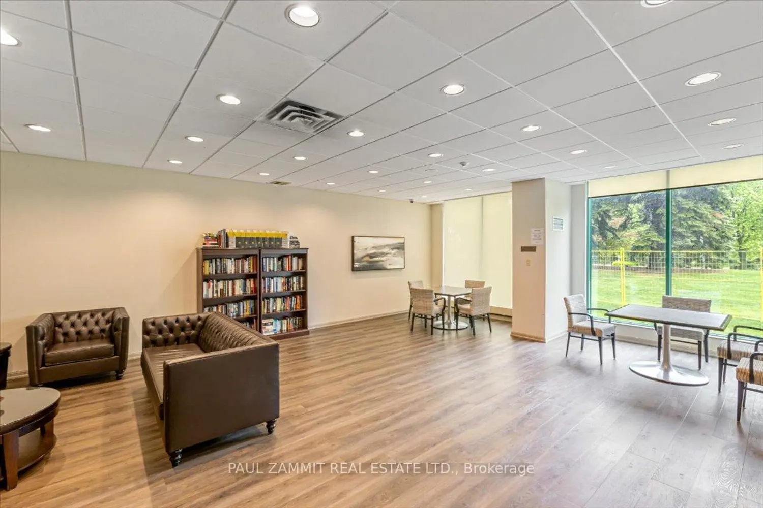 Additional image 19 of 7825 Bayview Avenue 214