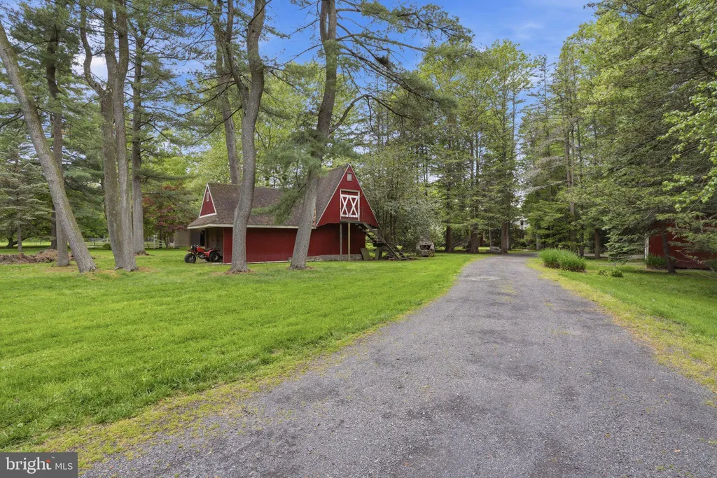 1162 Limekiln Pike, Ambler, PA 19002