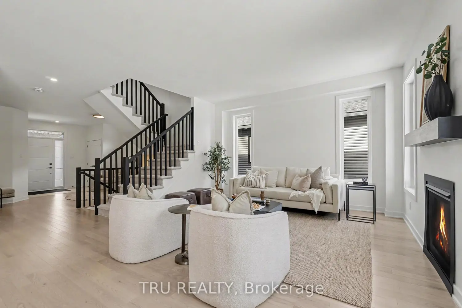 931 Cologne Street photo 4