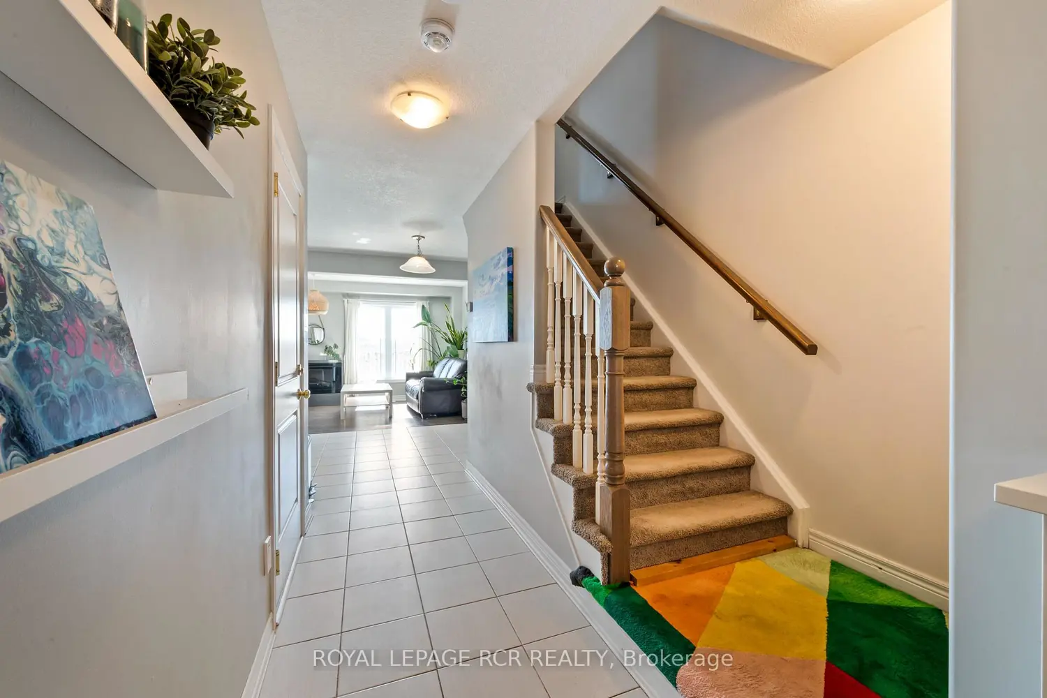 124 Parkinson Crescent 10 photo 2