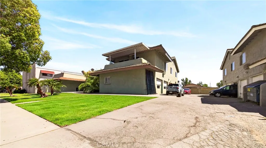 1918 E Del Mar Ave, Orange, CA 92865 photo 4