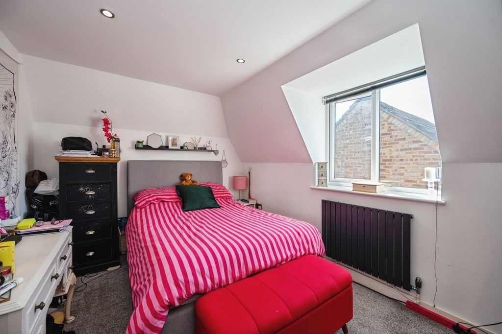 Additional image 7 of 2 bed flat for saleElm Grove, Hayling Island PO11