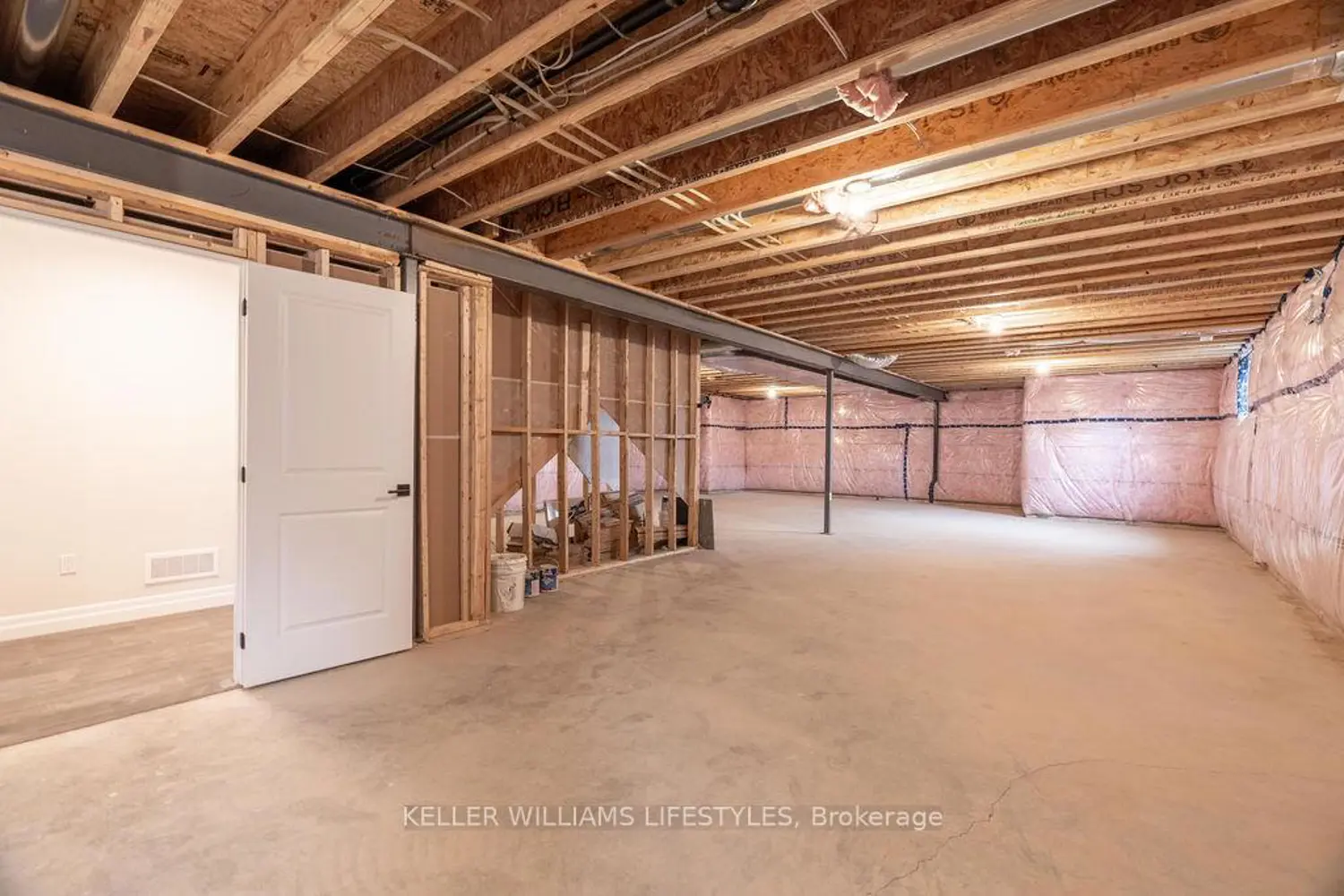 Additional image 18 of 52 East Glen Drive