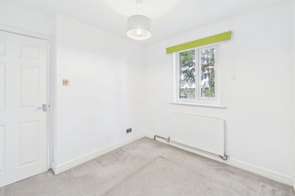 Additional image 14 of 2 bed flat for sale17 Howe Gardens, Kendal LA9
