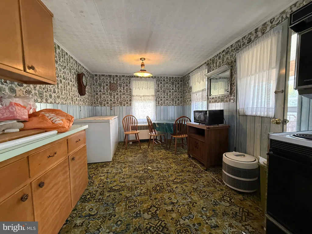 Additional image 5 of 596 Old 209 Road, Tamaqua, PA 18252