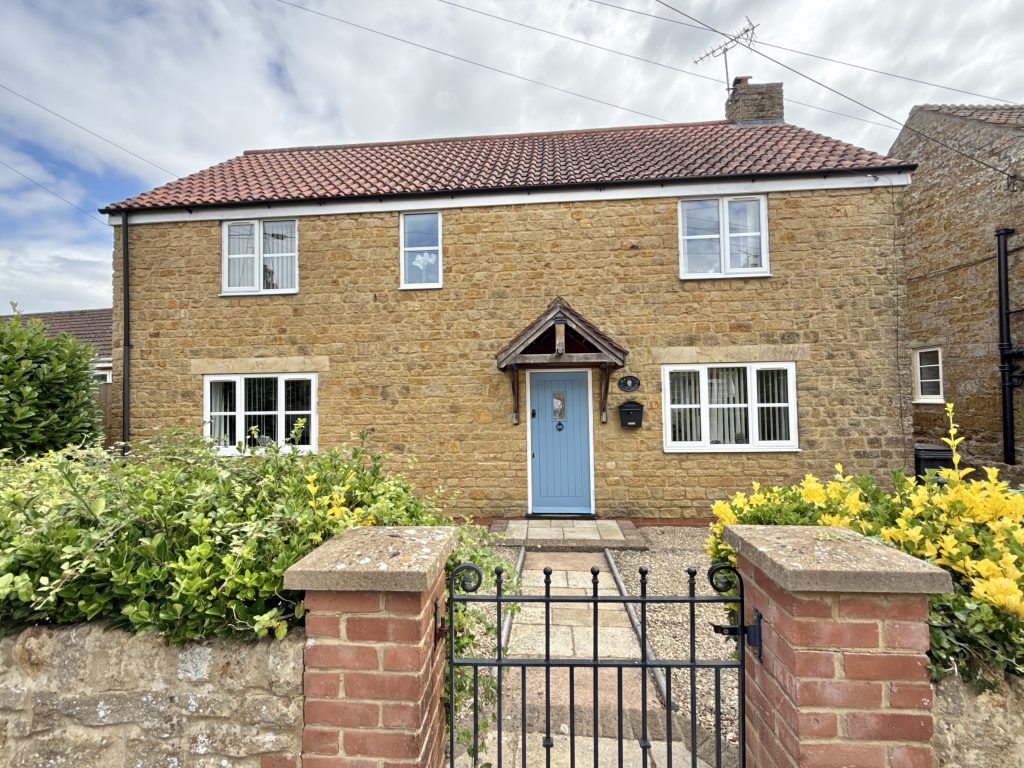 3 bed detached house for saleWest St. Seavington St. Mary, Somerset TA19