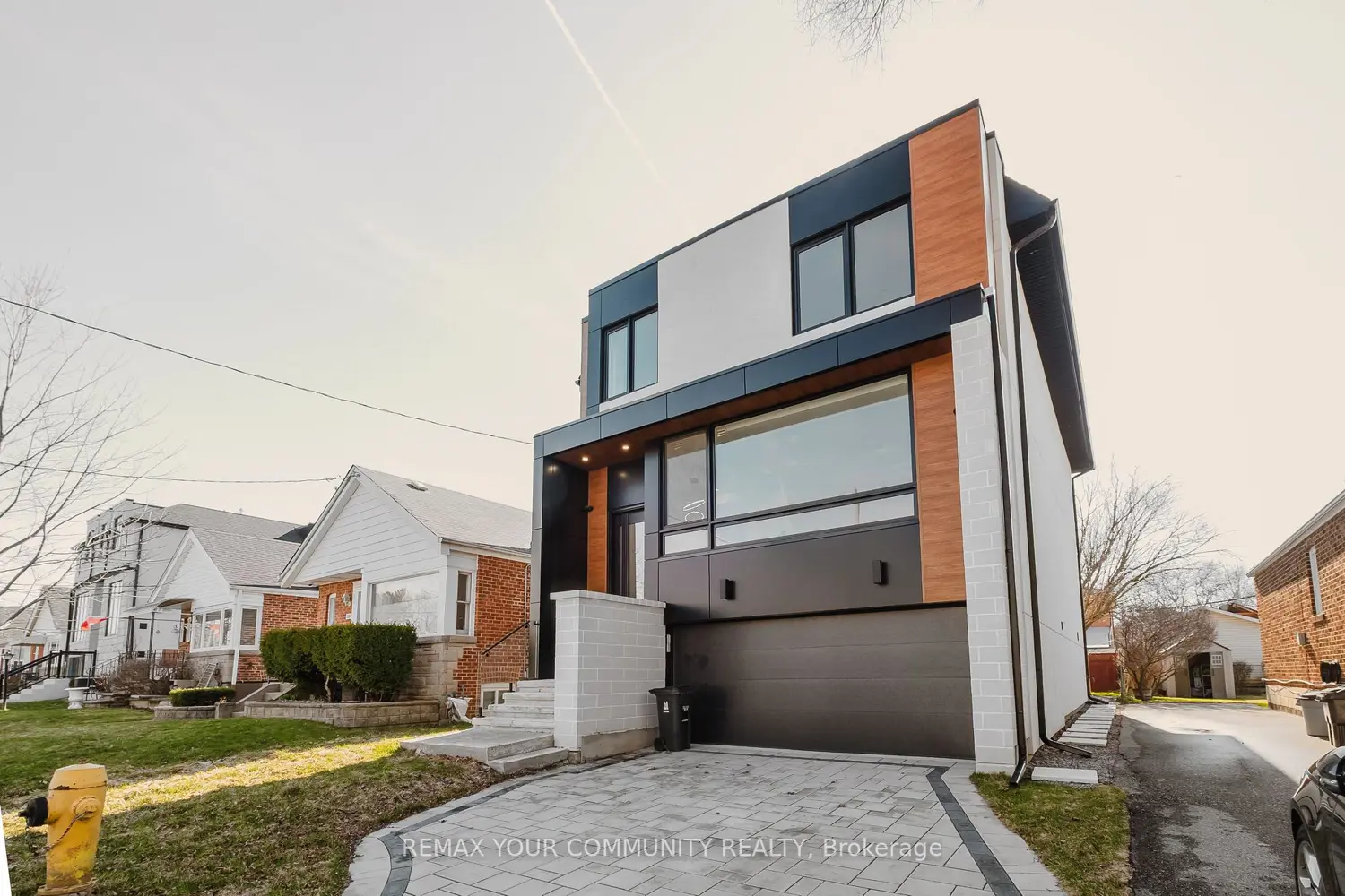 360 Woodmount Avenue