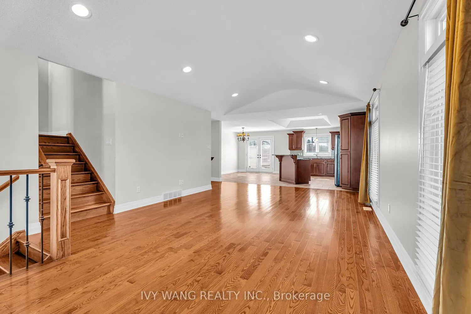 6675 Beattie Street photo 4