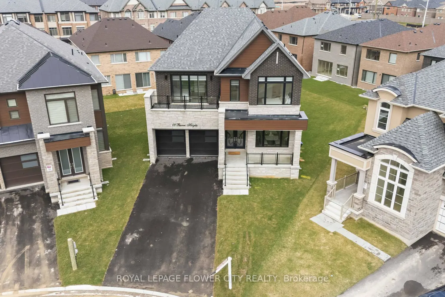 13 Pearen Heights photo 3