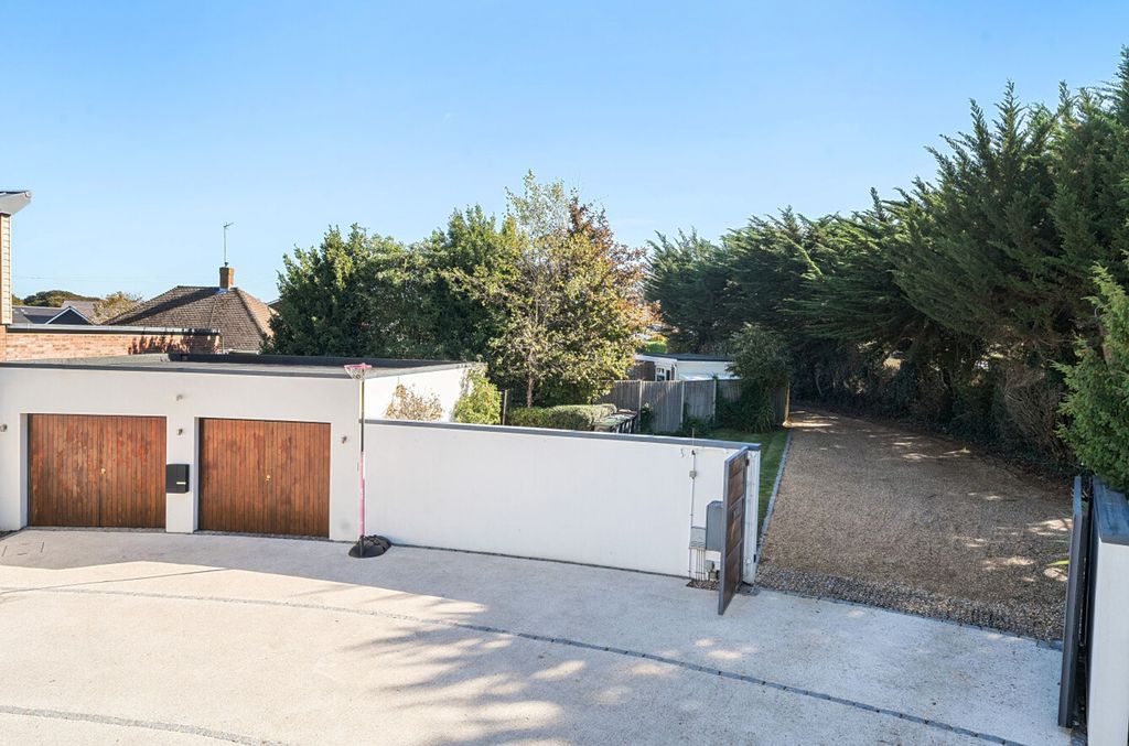 Additional image 33 of 5 bed detached house for saleNorth Shore Road, Hayling Island PO11