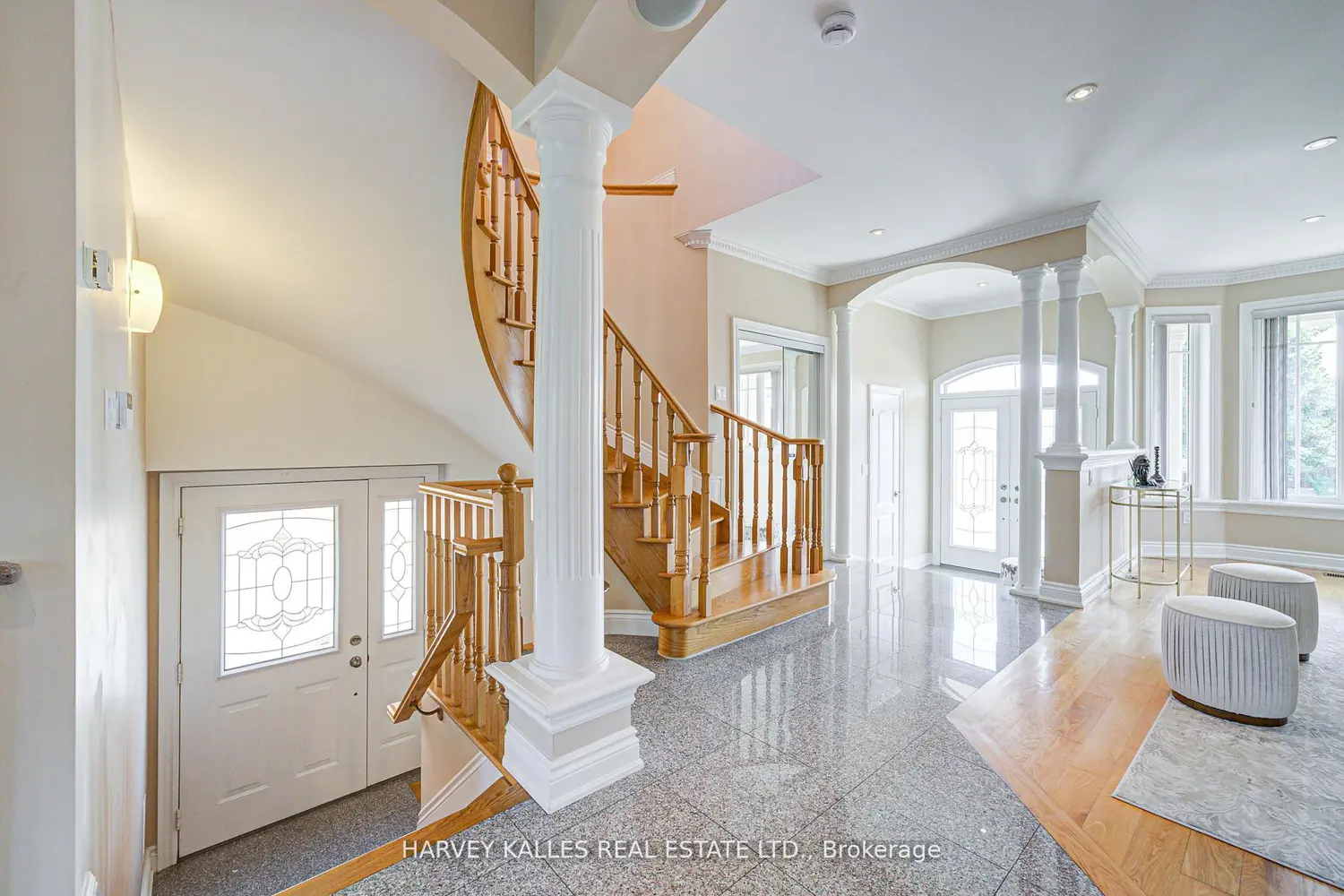 1006 Briar Hill Avenue photo 2