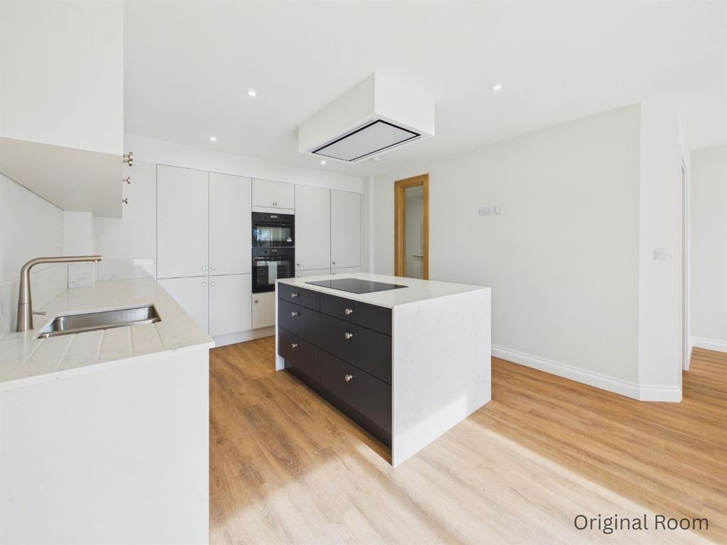 Additional image 9 of 4 bed town house for saleCliff Road, Hessle HU13