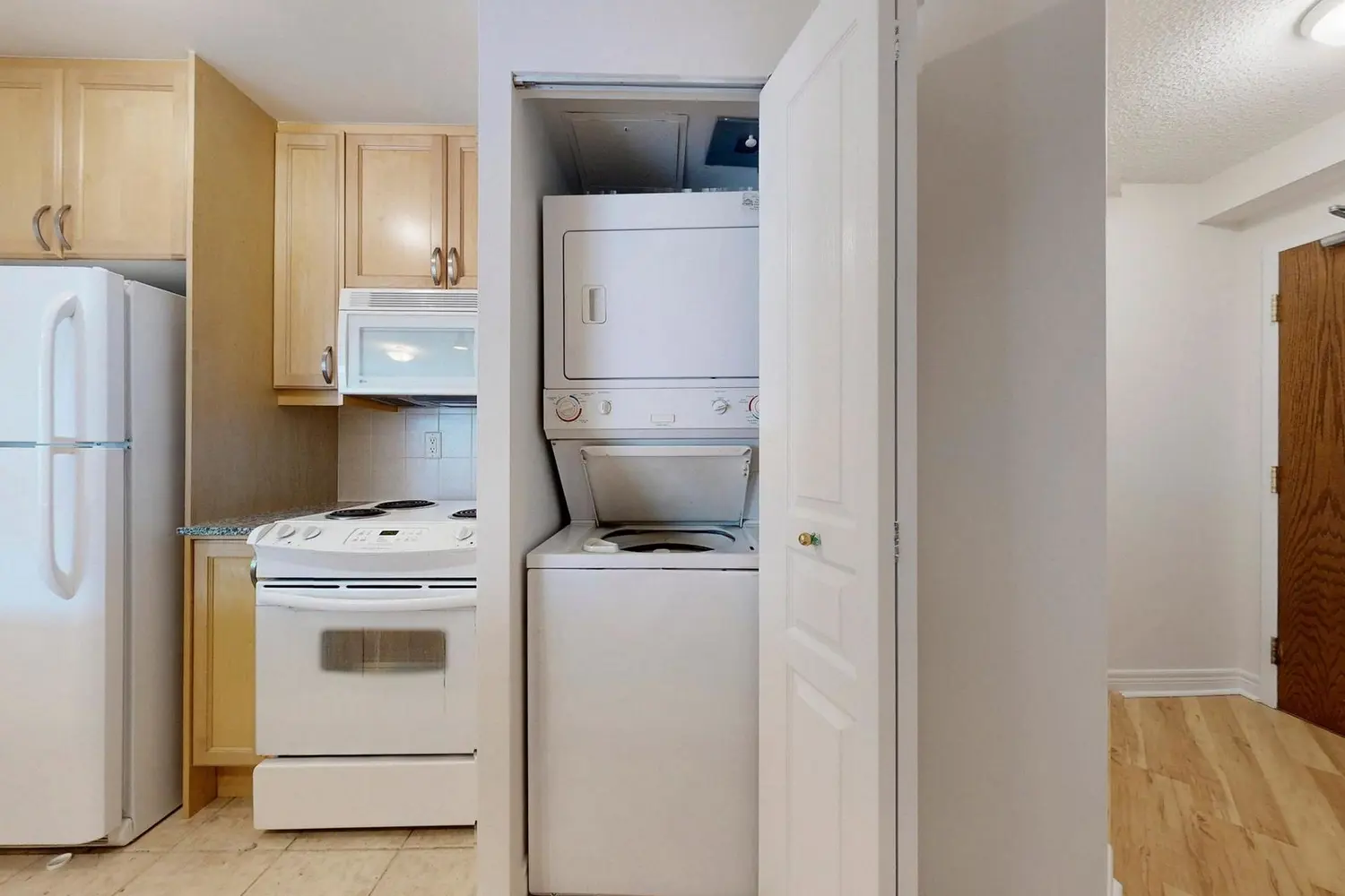 Additional image 12 of 100 Hayden Street 812