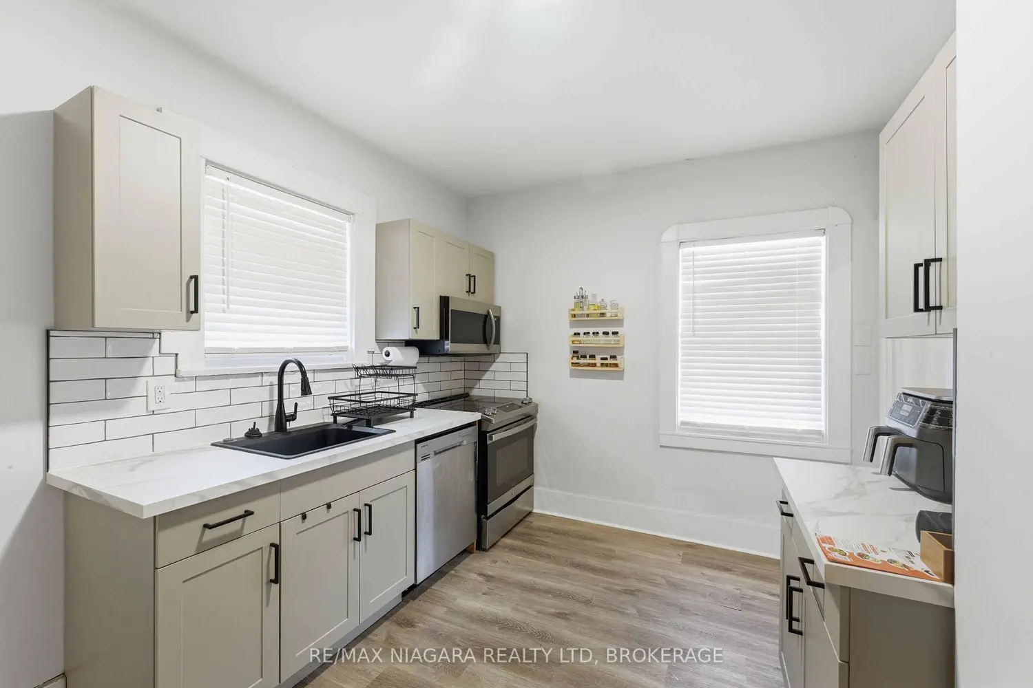 Additional image 5 of 5033 Willmott Street