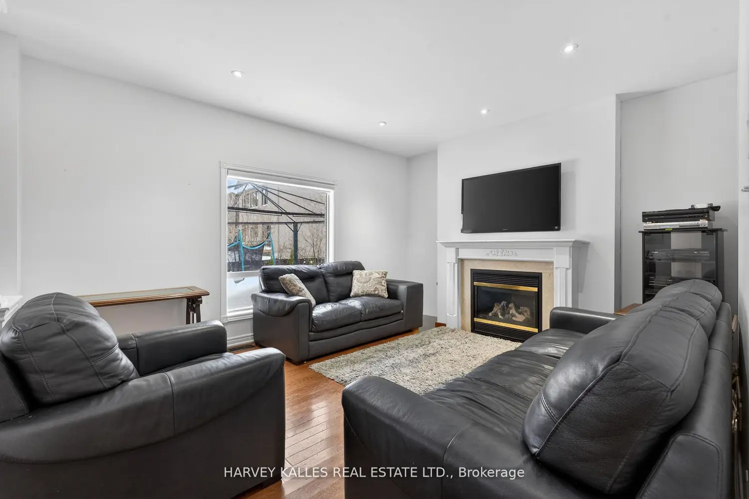 60 Wolfson Crescent photo 5