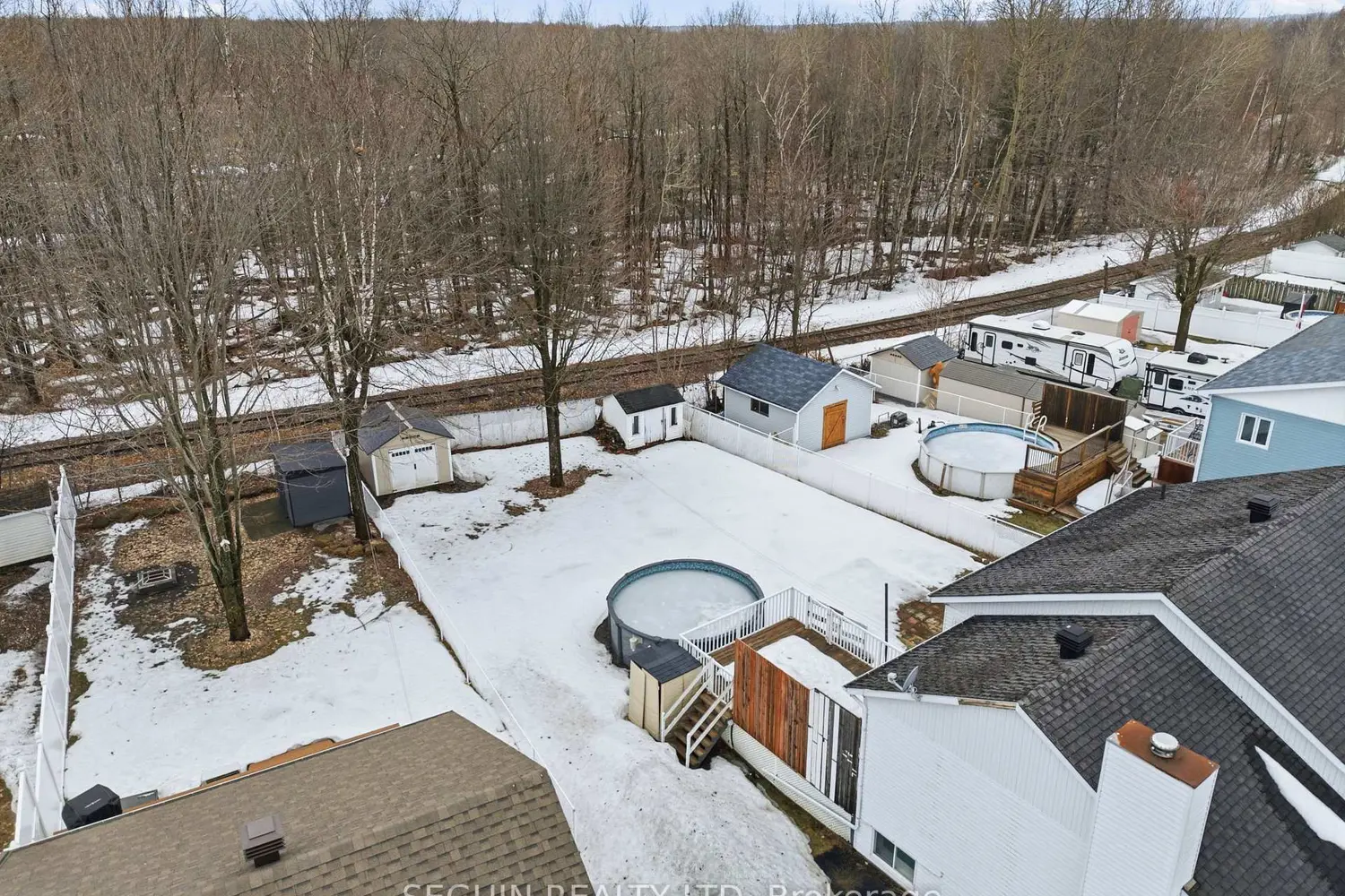 Additional image 6 of 650 Berthiaume Street