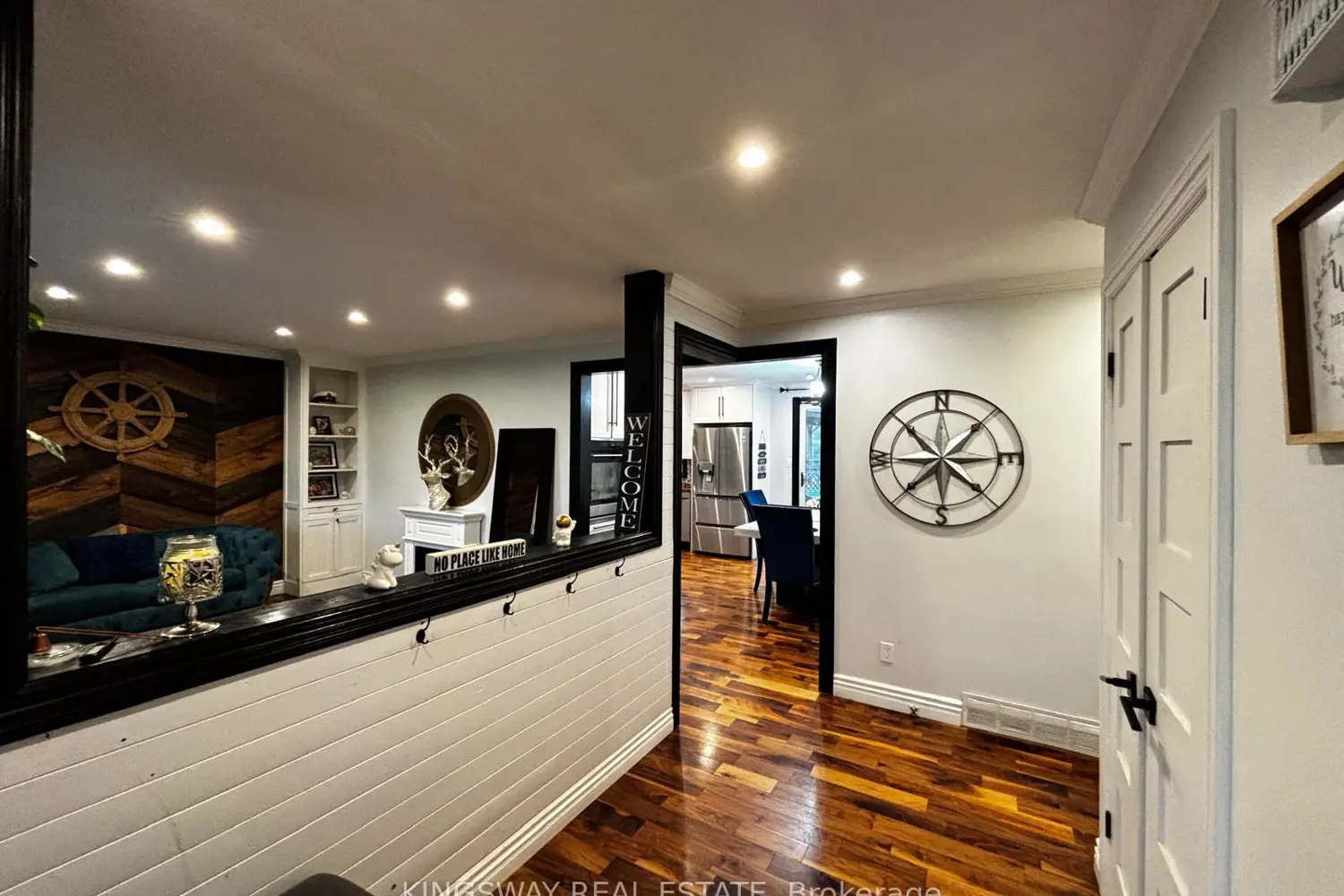 9364 Wellington Road 124 photo 3