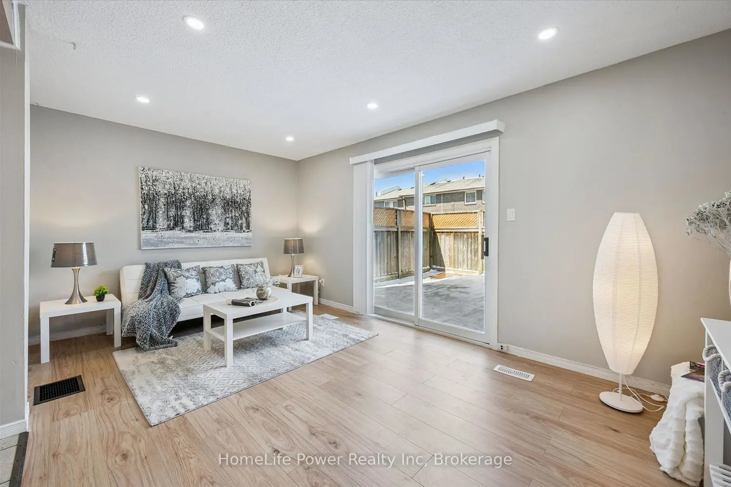 31 Greengate Road 239 photo 4