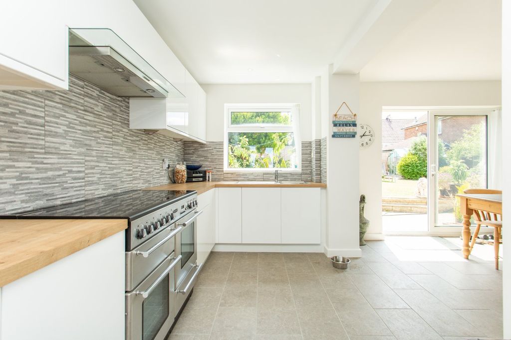 Additional image 6 of 4 bed detached house for saleWestern Esplanade, Herne Bay CT6